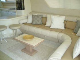 SEA RAY FLYBRIDGE 550