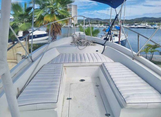 
								KAMENAR OPEN FISHERMAN 24 full									