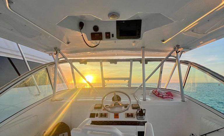 
								LUHRS OPEN 32 full									