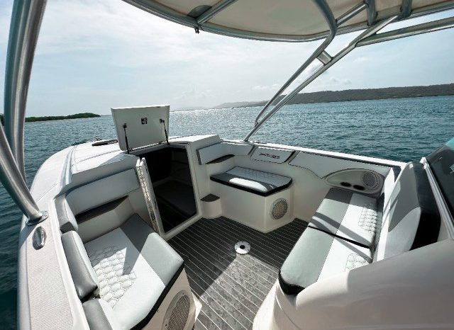 
								EXTREME MARINE CUDDY 38 full									