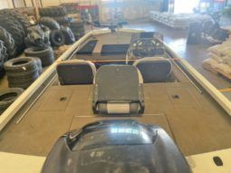 
										BOTE TRITON TS 18 full									