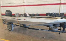 BOTE TRITON TS 18