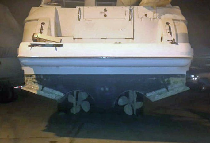 
								CRUISERS YACHTS 3672 EXPRESS 40 full									