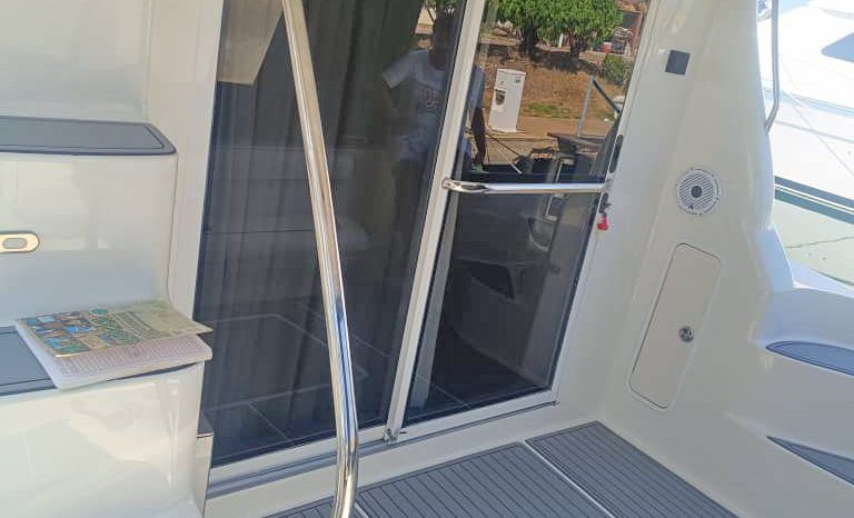 SEA RAY SEDAN BRIDGE 44 full