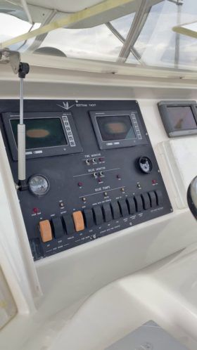 BERTRAM CONVERTIBLE 51
