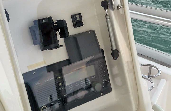 
								BERTRAM CONVERTIBLE 51 full									