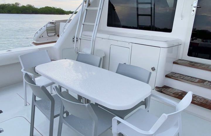 
								BERTRAM CONVERTIBLE 51 full									