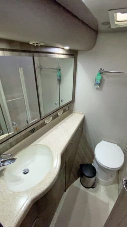 
										BERTRAM CONVERTIBLE 51 full									