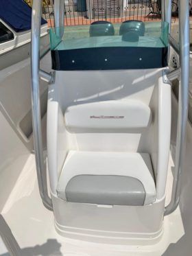 EXTREME MARINE CUDDY 30