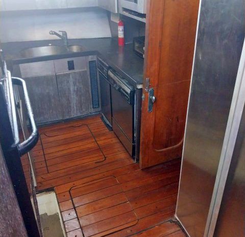 
								FINALLY CRANE 93 full									