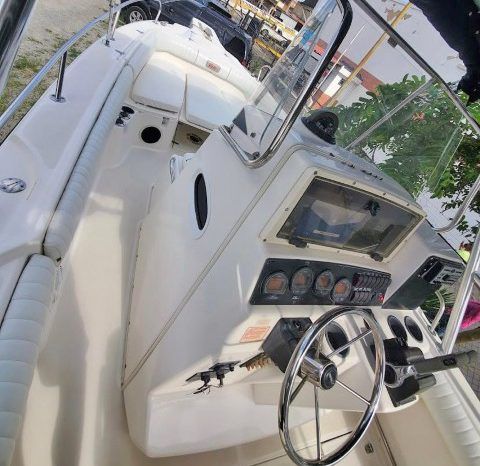 
								BOSTON WHALER BOAT 260 OUTRANGE 26 full									