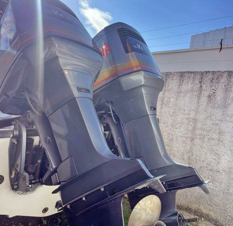 
								BOSTON WHALER BOAT 260 OUTRANGE 26 full									