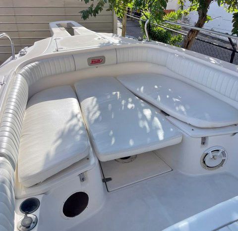 
								BOSTON WHALER BOAT 260 OUTRANGE 26 full									