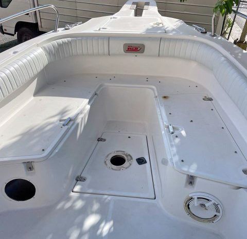 
								BOSTON WHALER BOAT 260 OUTRANGE 26 full									