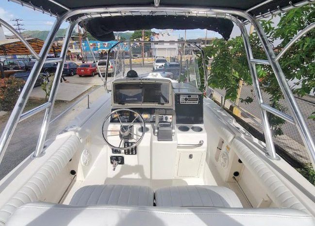 
								BOSTON WHALER BOAT 260 OUTRANGE 26 full									