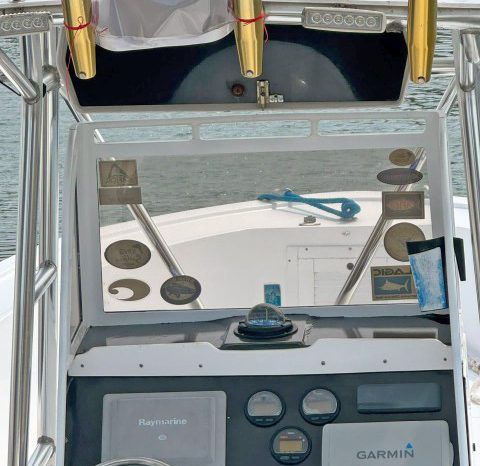 
								MAKO 261 26 full									