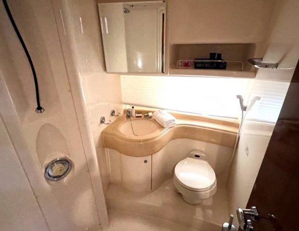 
								AZIMUT FLYBRIDGE 42 full									