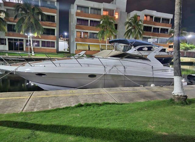 REGAL COMMODORE 3560 38 full