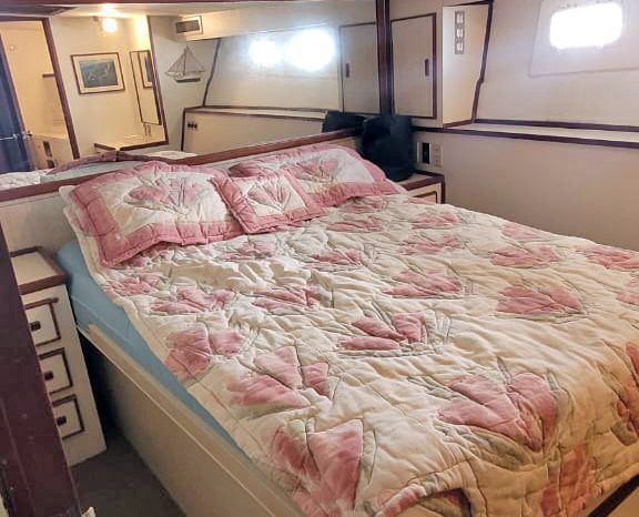 
								BERTRAM SPORT FISHERMAN 58 full									