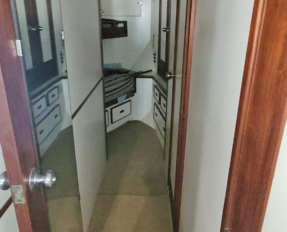 
								BERTRAM SPORT FISHERMAN 58 full									