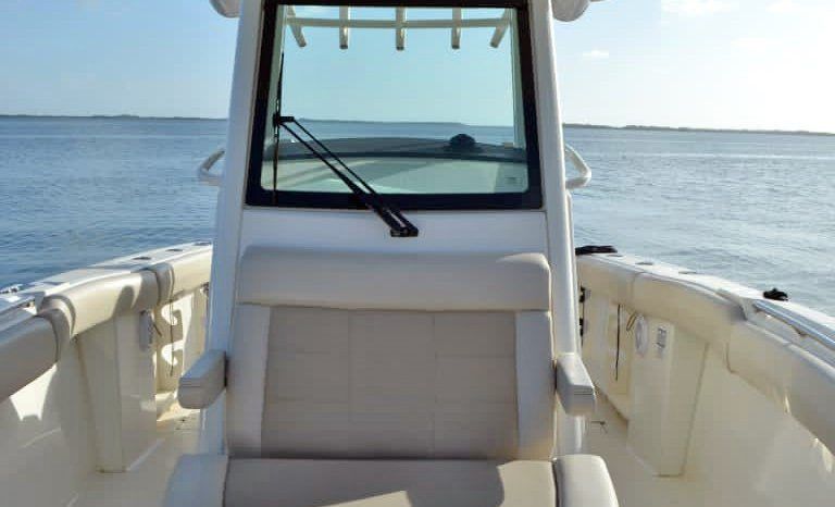 BOSTON WHALER 280 OUTRAGE 28 full