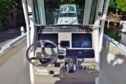 BOSTON WHALER 280 OUTRAGE 28 full
