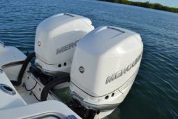 BOSTON WHALER 280 OUTRAGE 28 full