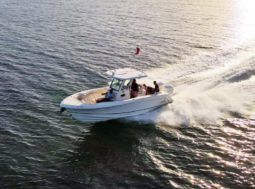 BOSTON WHALER 280 OUTRAGE 28 full