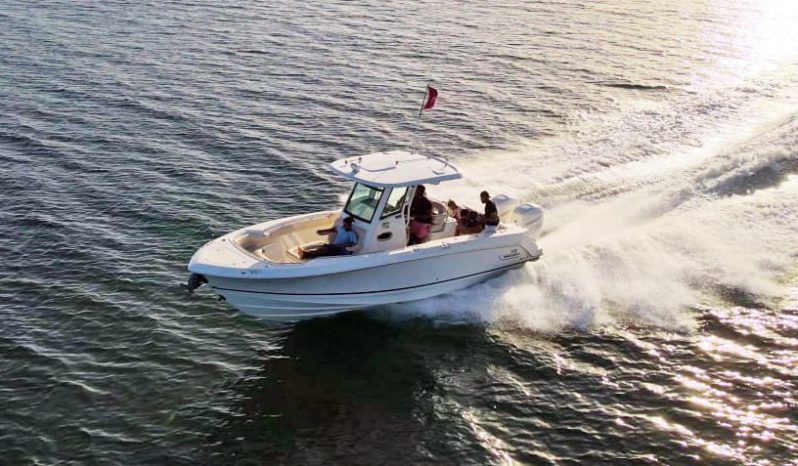BOSTON WHALER 280 OUTRAGE 28 full
