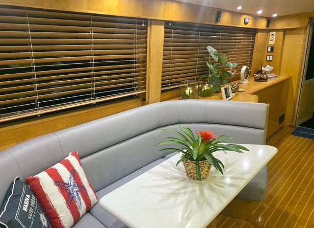 
								HATTERAS 60 full									