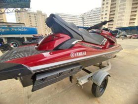 MOTO YAMAHA WAVE RUNNER SUPERCHARGED