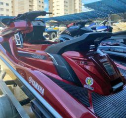 
										MOTO YAMAHA WAVE RUNNER SUPERCHARGED full									