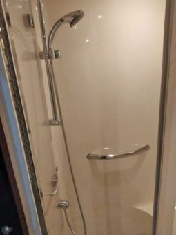 SEA RAY SEDAN BRIDGE 44 full