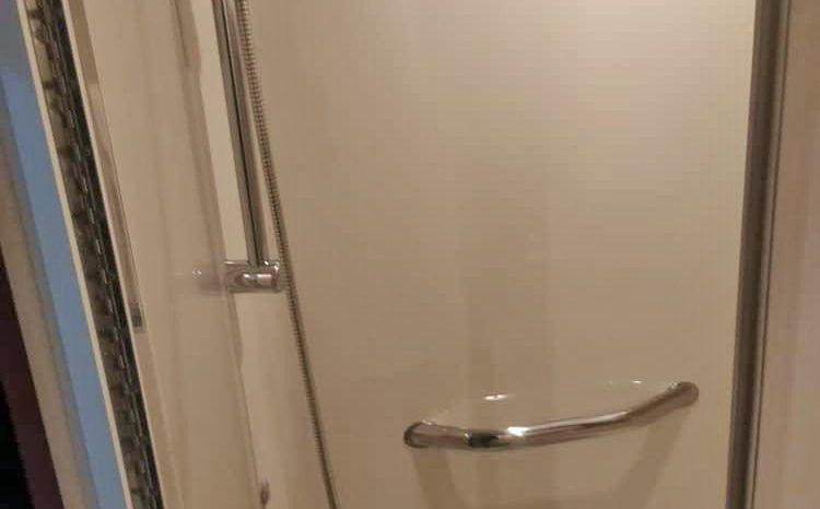 SEA RAY SEDAN BRIDGE 44 full