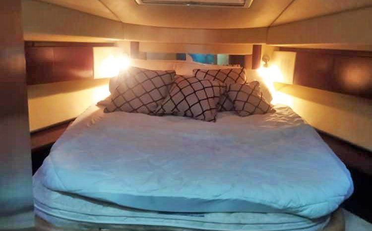 SEA RAY SEDAN BRIDGE 44 full