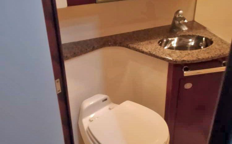 SEA RAY SEDAN BRIDGE 44 full