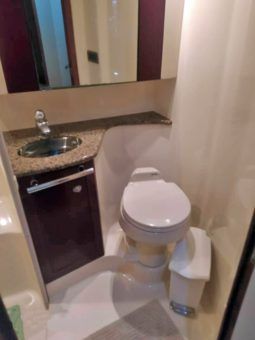 SEA RAY SEDAN BRIDGE 44 full