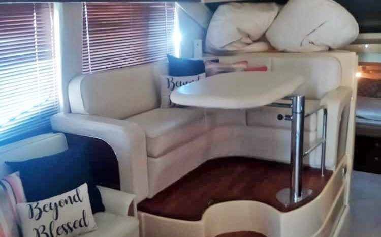 SEA RAY SEDAN BRIDGE 44 full