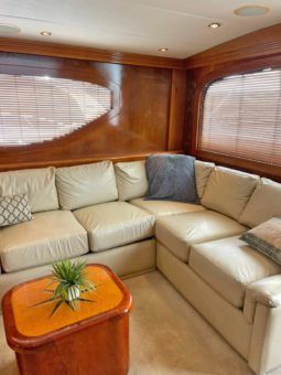 
										HATTERAS CONVERTIBLE 50 full									