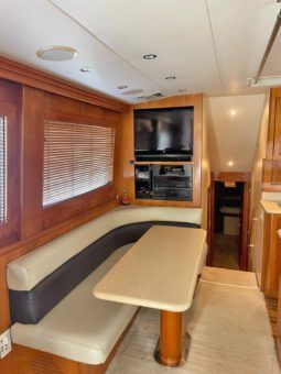 
										HATTERAS CONVERTIBLE 50 full									