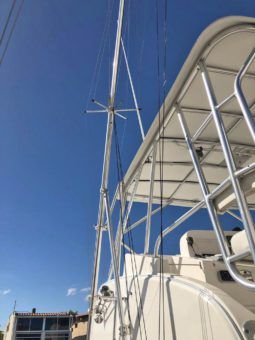 
										LUHRS CONVERTIBLE 35 full									