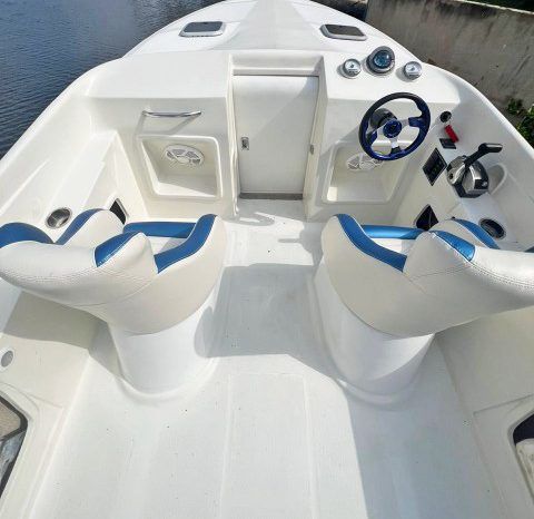 
								COMMANDER 24 full									