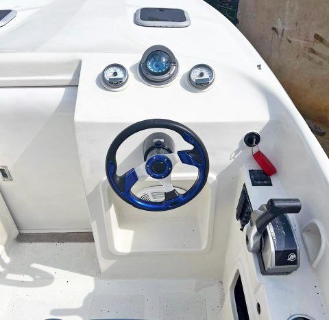 
								COMMANDER 24 full									
