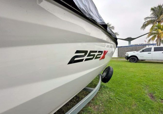 
								YAMAHA 252 XE 25 full									