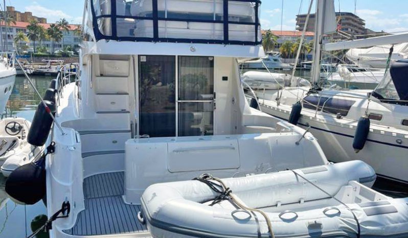 SEA RAY SEDAN BRIDGE 44 full