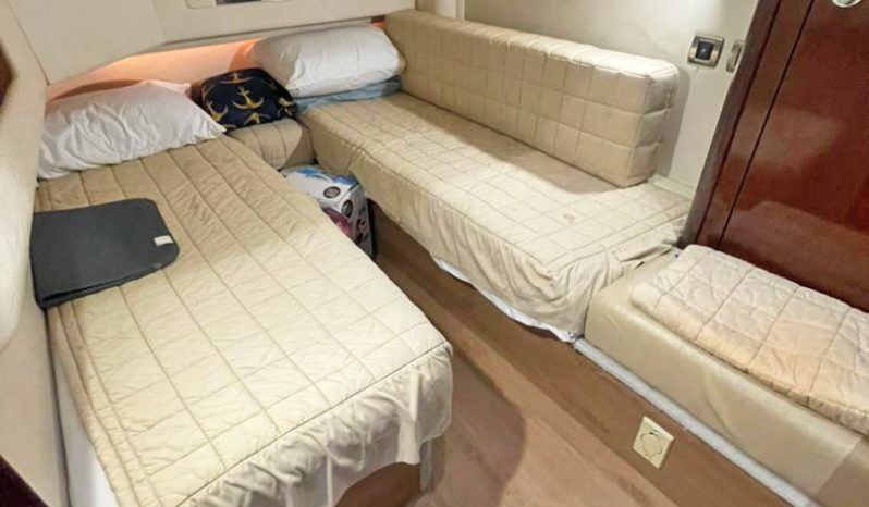 SEA RAY SEDAN BRIDGE 44 full