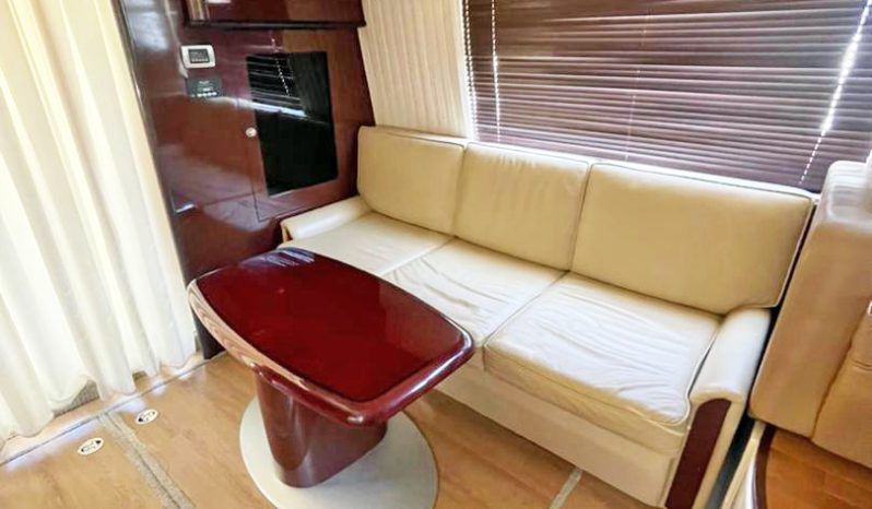 SEA RAY SEDAN BRIDGE 44 full