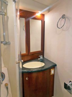 
										SILVERTON CONVERTIBLE 50 full									