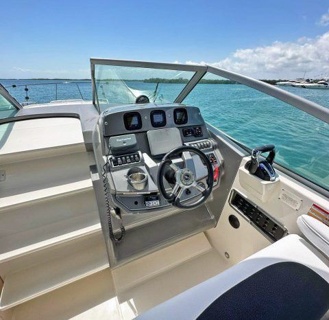
								MONTEREY 28 full									