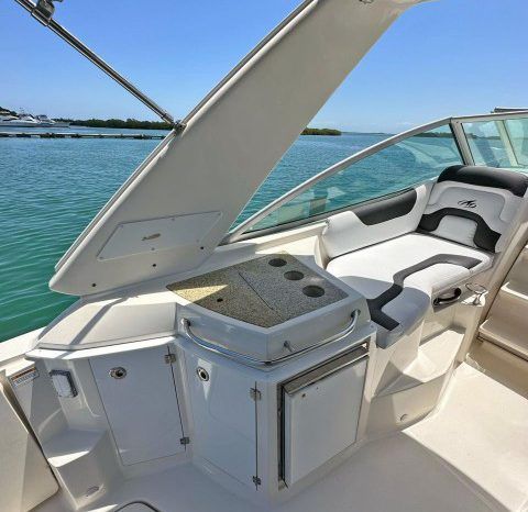 
								MONTEREY 28 full									